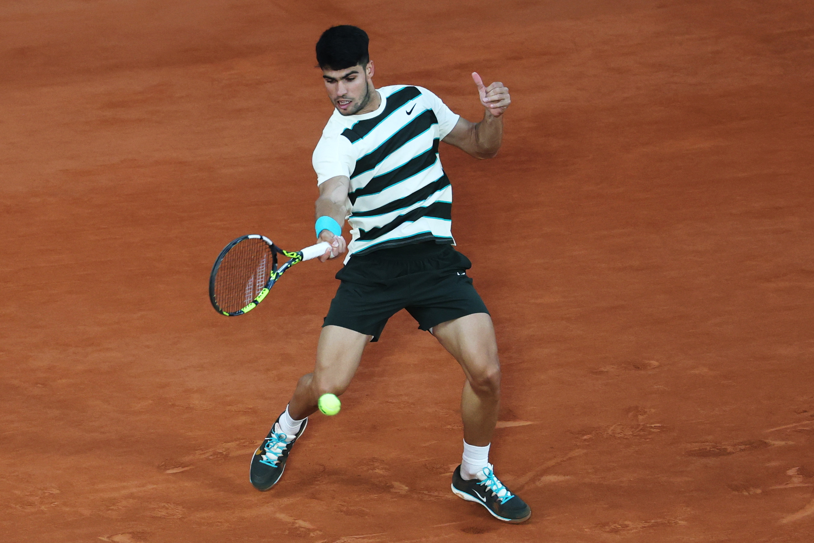 世界网球队翻盘法国网球队，阿尔卡拉斯打破历史纪录的简单介绍