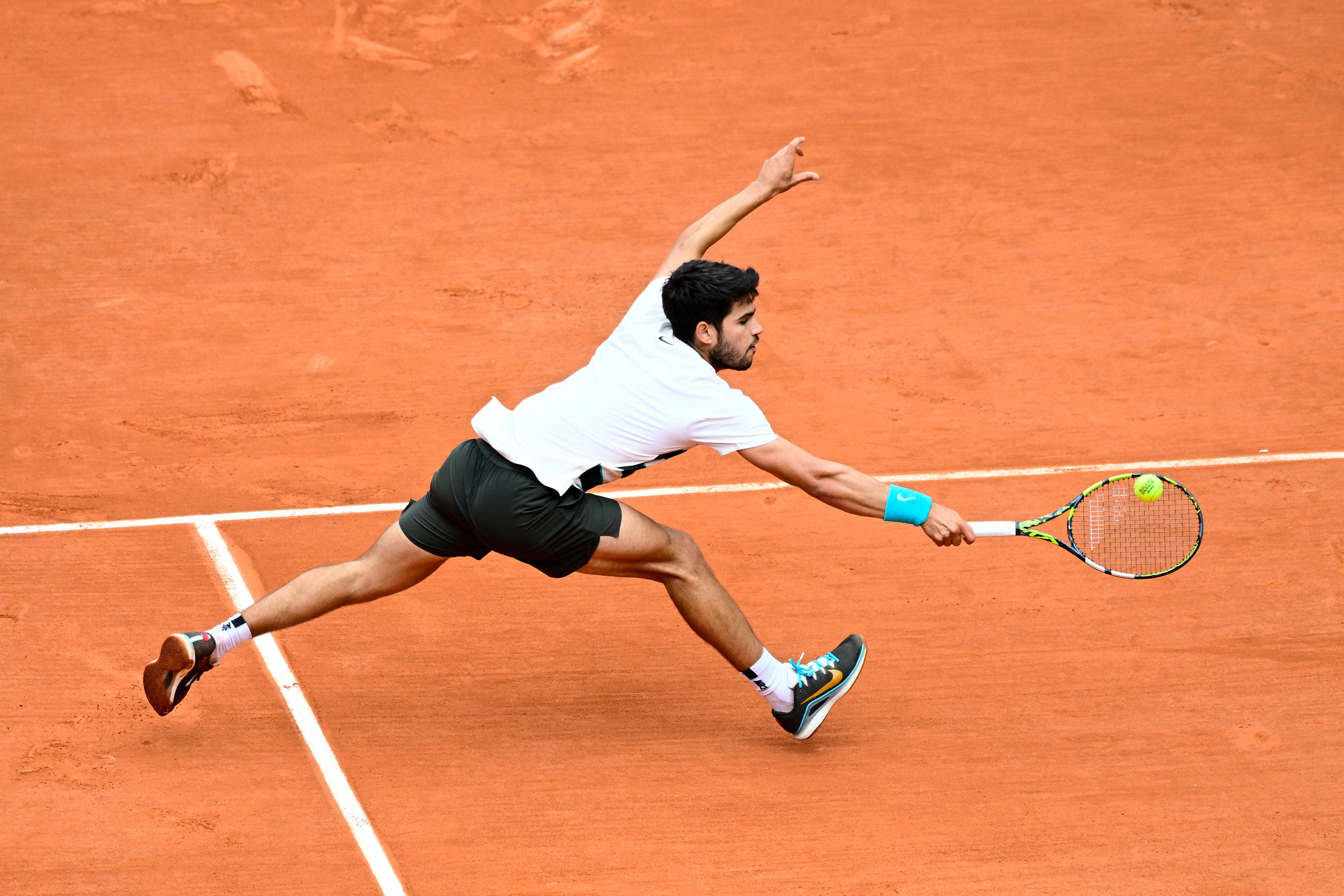 世界网球队翻盘法国网球队，阿尔卡拉斯打破历史纪录的简单介绍