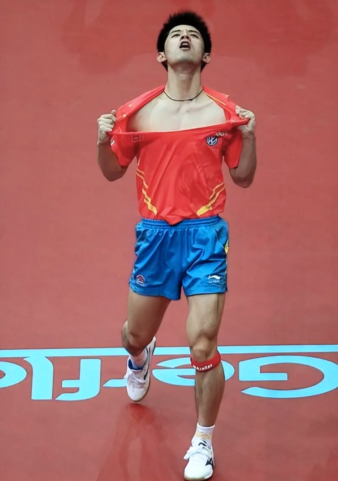 波兰乒乓球队血洗日本乒乓球队，张继科高光表现