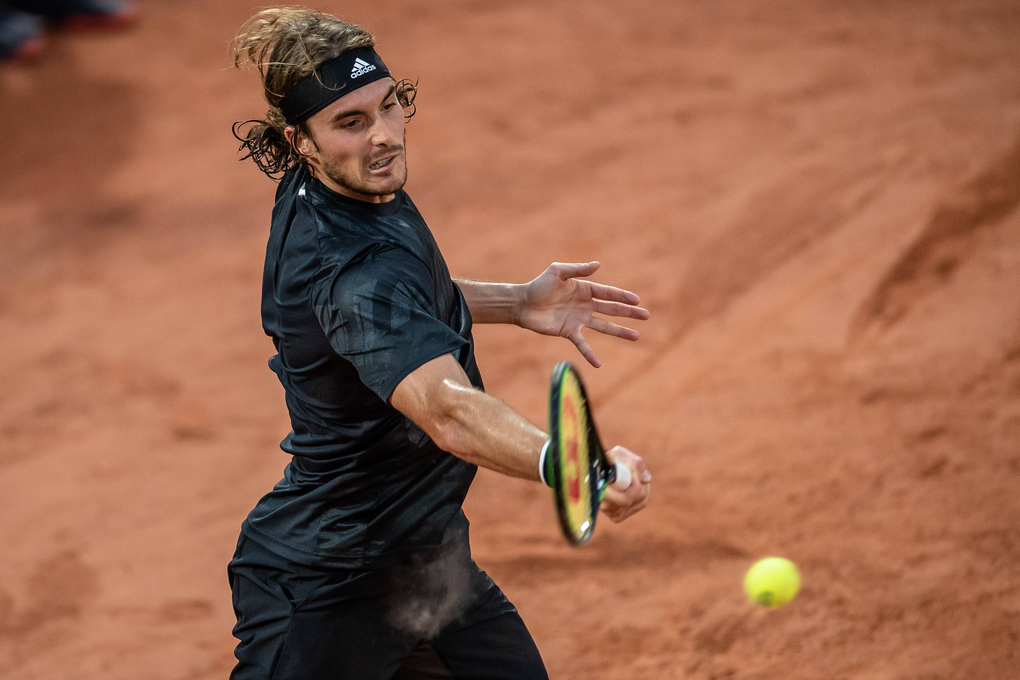 包含德国网球队横扫英国网球队,西西帕斯一己之力扛起全队的词条 包含德国网球队横扫英国网球队,西西帕斯一己之力扛起全队的词条