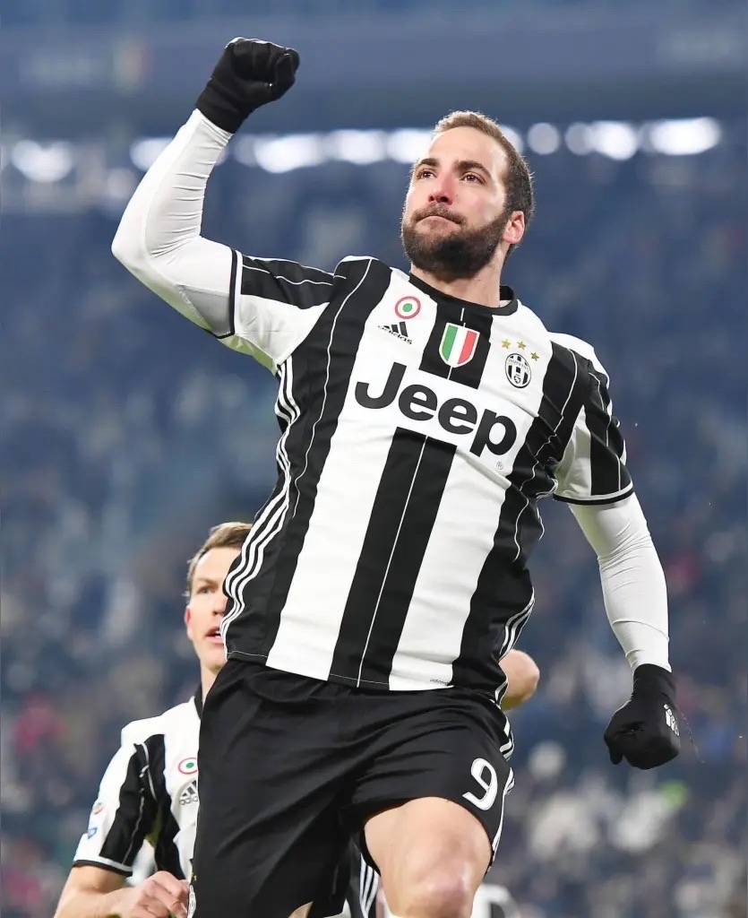 包含尤文图斯险胜逆转,成功晋级下一轮比赛的词条 包含尤文图斯险胜逆转,成功晋级下一轮比赛的词条