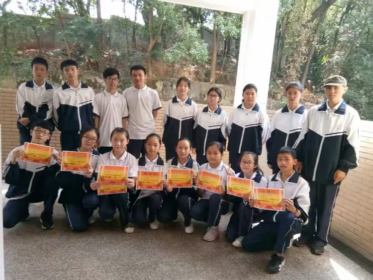 瓦朗谢纳团结一心,主场喜迎胜利 瓦朗谢纳团结一心,主场喜迎胜利