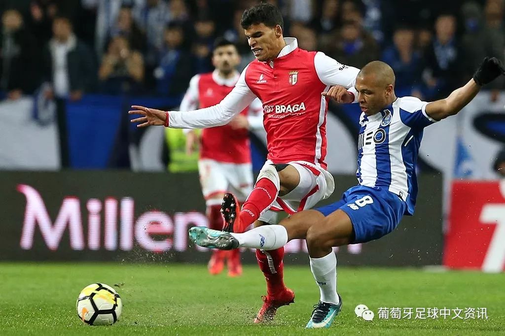 包含里尔击败尼姆，保持联赛领先的词条