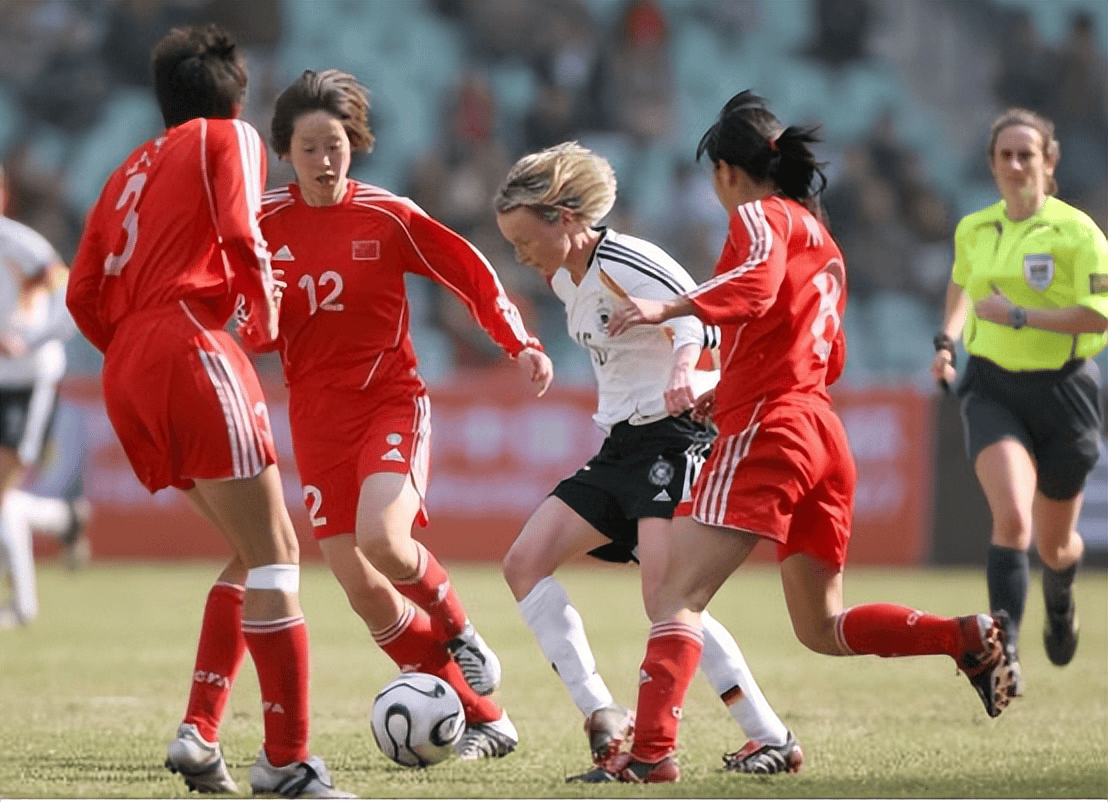 球场擂台,女足传奇再续辉煌的简单介绍 球场擂台,女足传奇再续辉煌的简单介绍