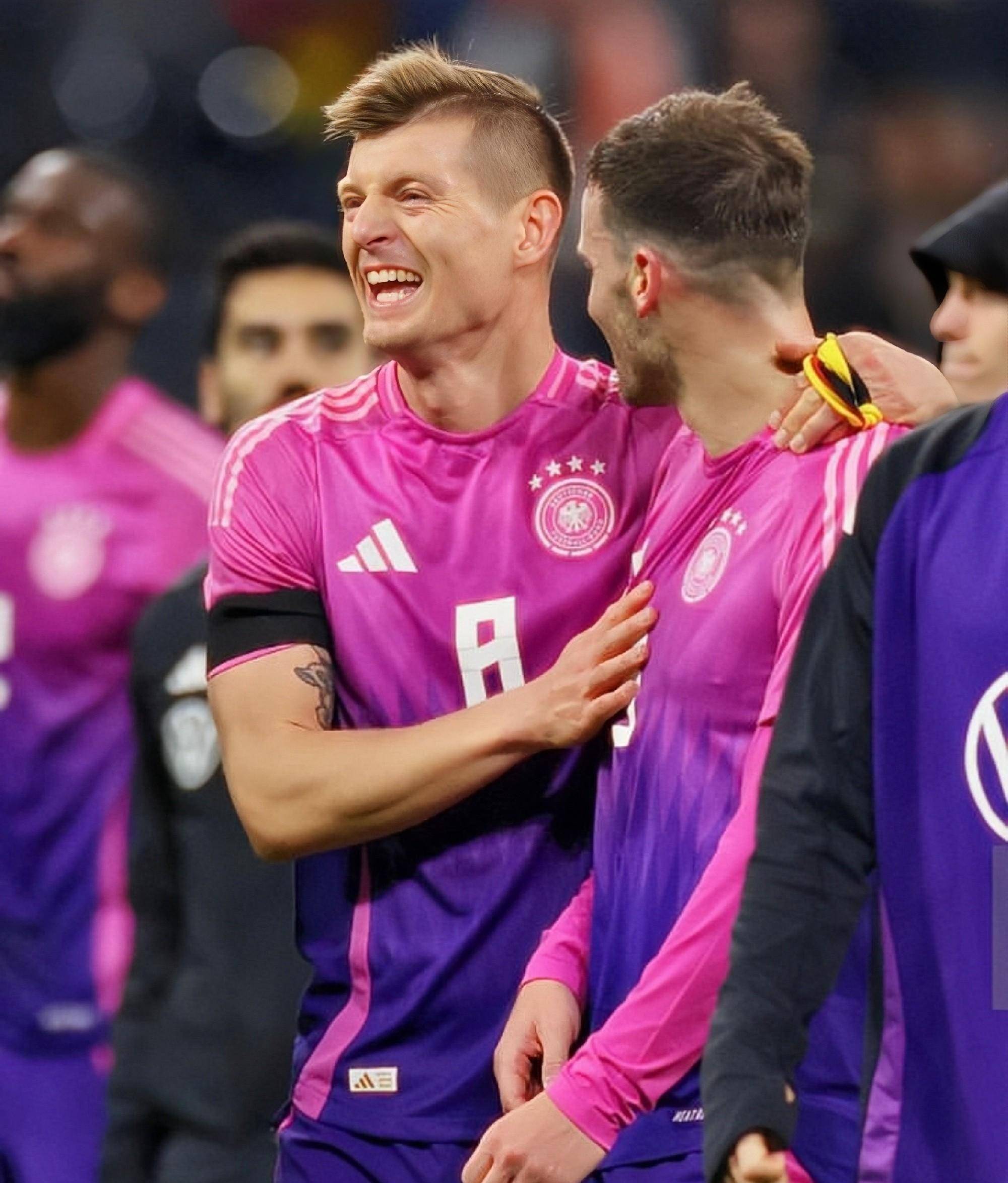 瑞士力克保加利亚：克罗斯中场发挥稳健的简单介绍