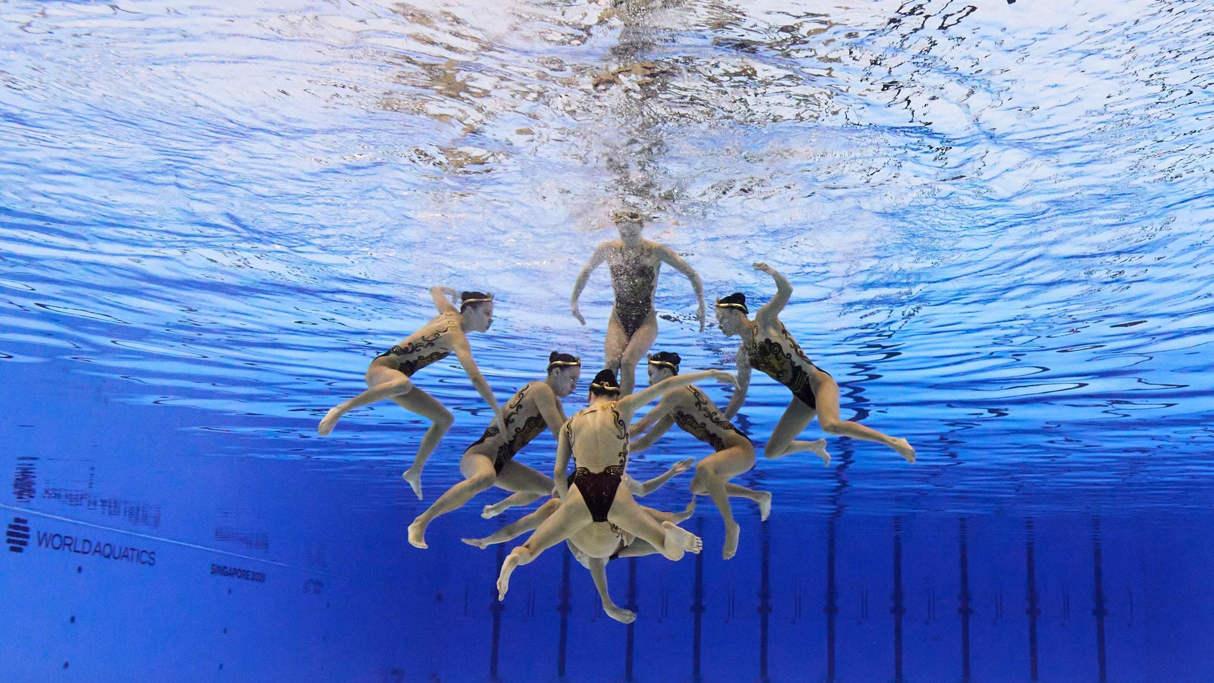 关于花游自由组合：俄罗斯队表演惊艳夺冠的信息