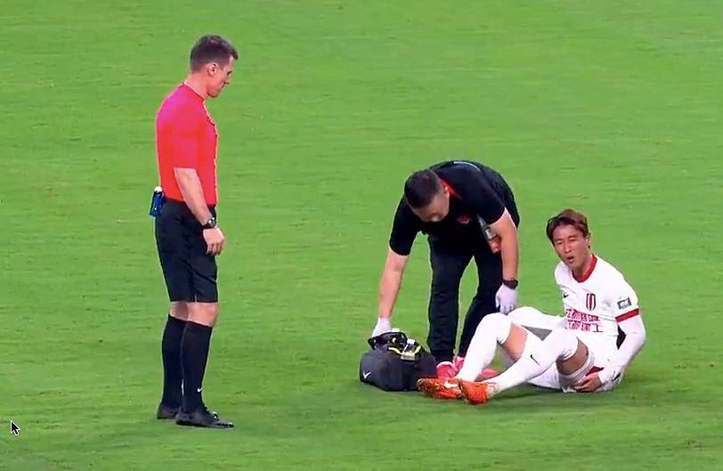 中超劲旅在大赛中击败对手,晋级淘汰赛的简单介绍 中超劲旅在大赛中击败对手,晋级淘汰赛的简单介绍