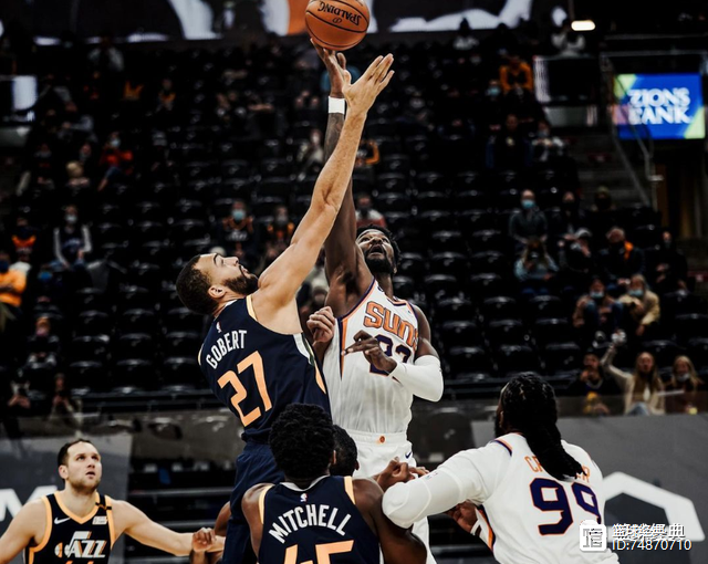 关于雄鹿主帅扬南伯克讲解成功之道,四连胜太阳的信息 关于雄鹿主帅扬南伯克讲解成功之道,四连胜太阳的信息