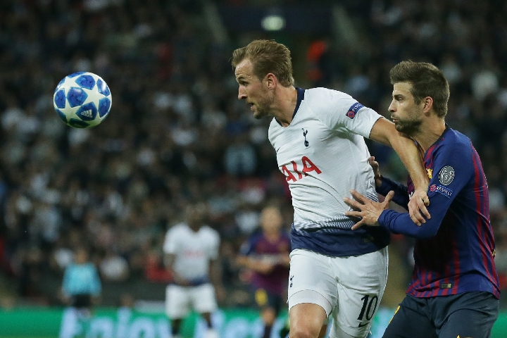 客场大捷,巴萨占据榜首位置的简单介绍 客场大捷,巴萨占据榜首位置的简单介绍