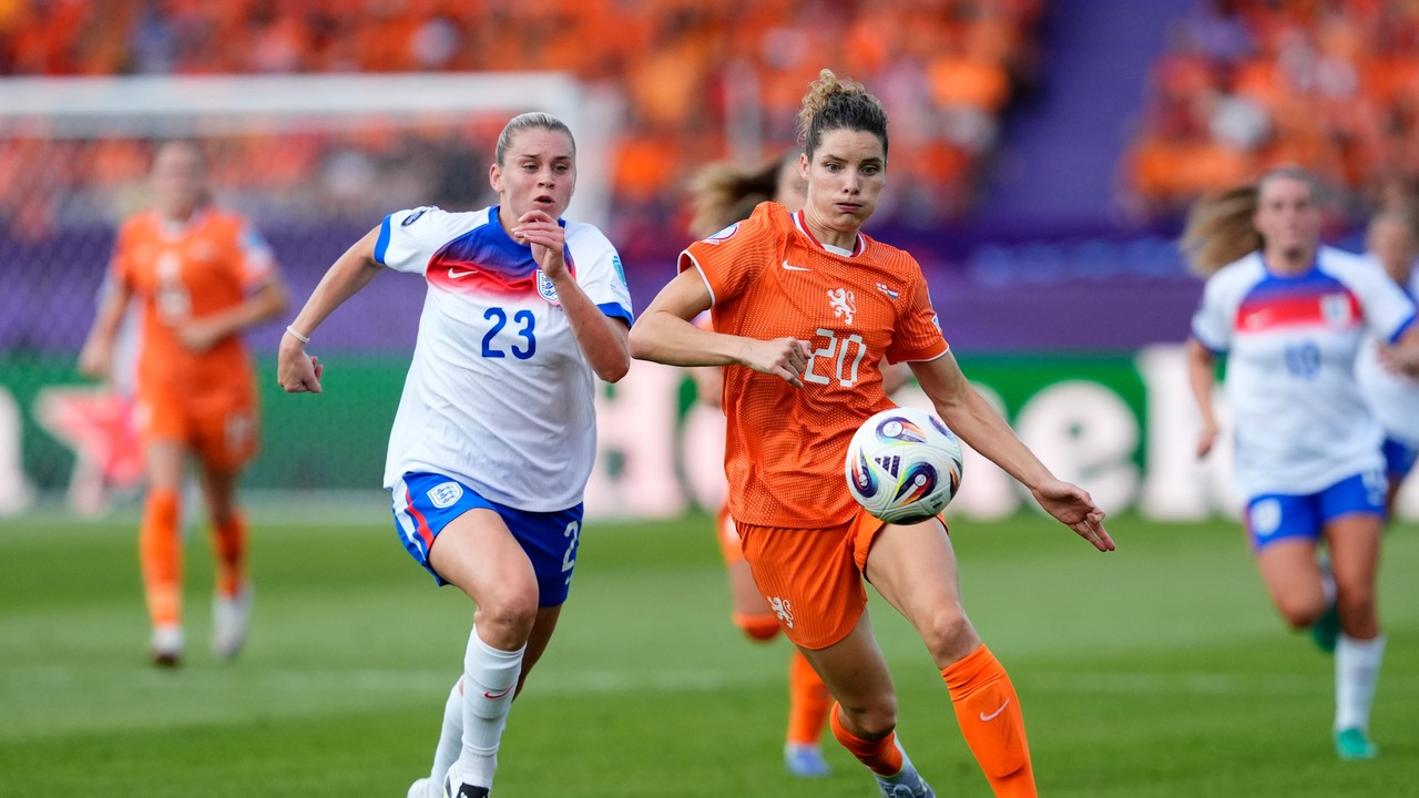 关于欧洲足球盛宴：女足火力全开的信息