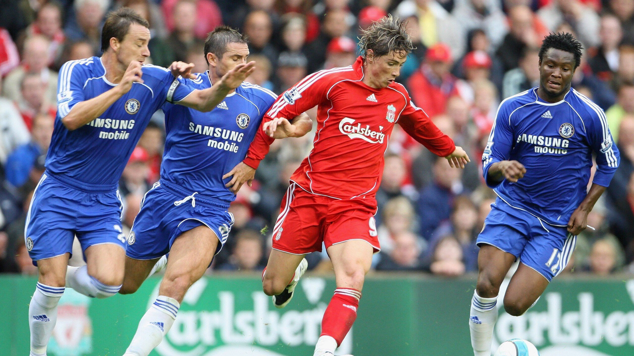 南美风暴撕裂北欧防线，莱奥一锤定音，乌拉圭斩落冰岛背后的战术革命