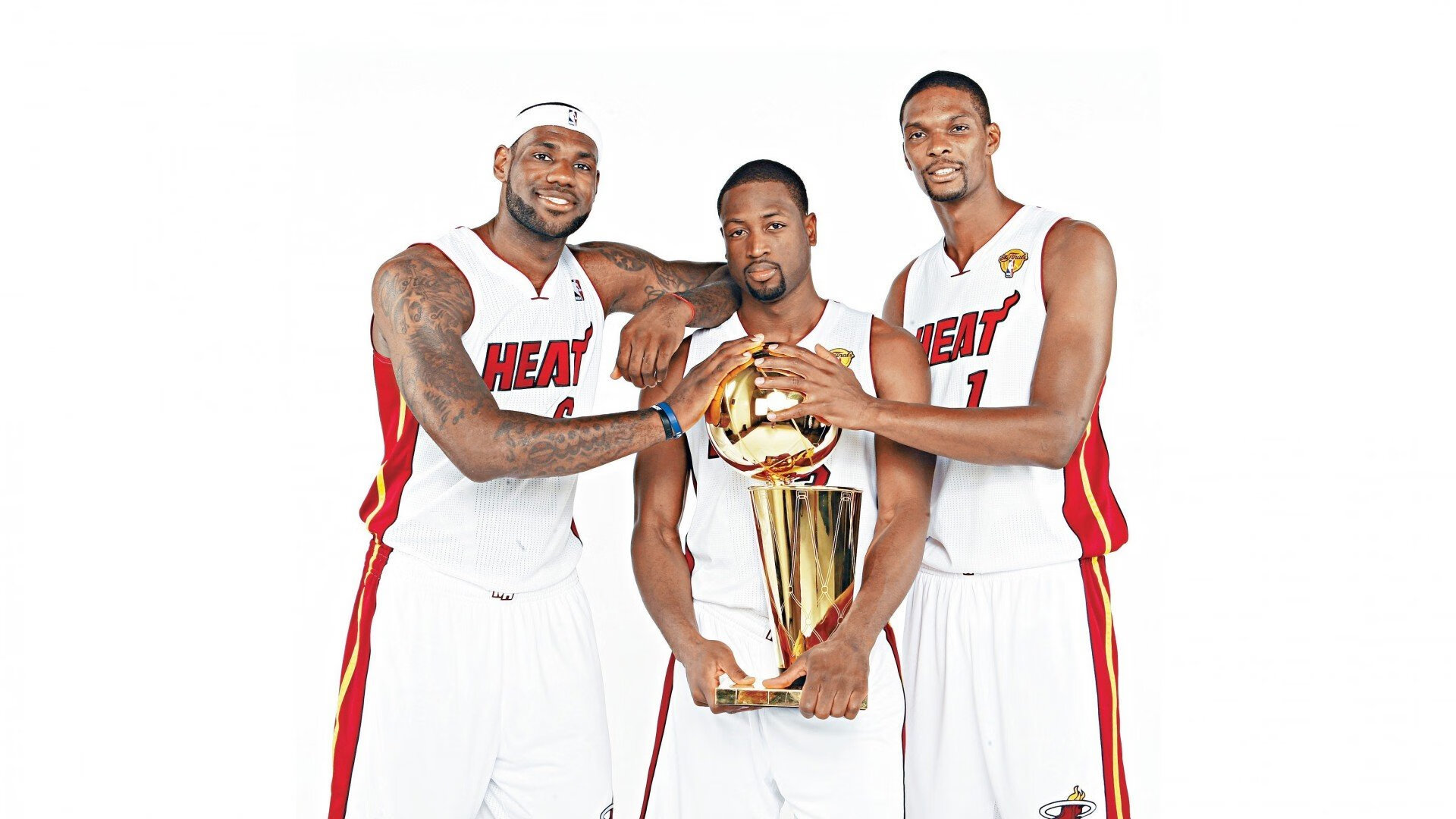 银红对决新章，迈凯伦完胜梅赛德斯，汉密尔顿逆境中的高光表现